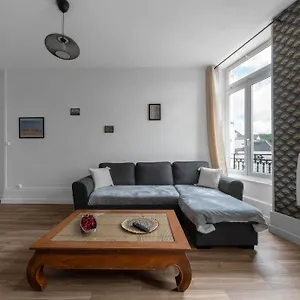 le-nature-appartement-design-en-centre-ville.hotels-rhonealpes.com/